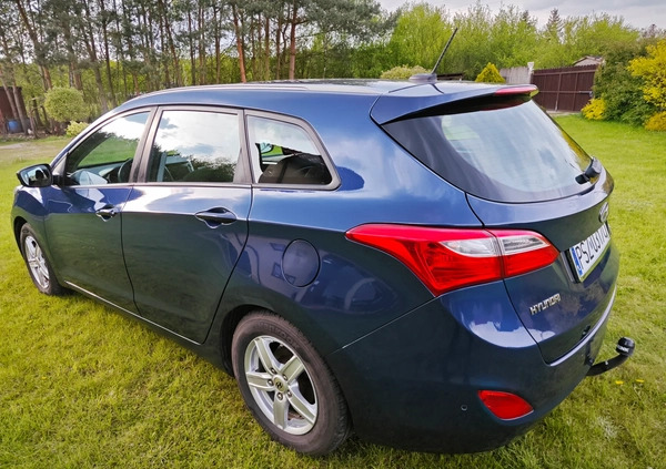Hyundai I30 cena 39500 przebieg: 181674, rok produkcji 2017 z Wronki małe 211